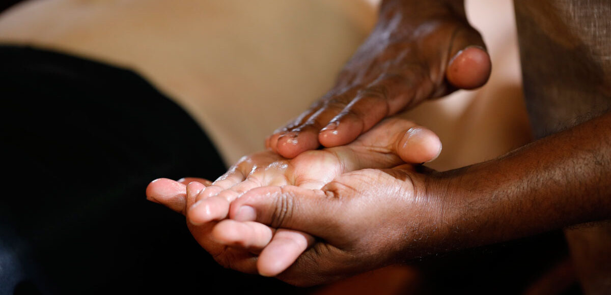 Les bienfaits des soins ayurvediques pour les problemes osteo-articulaires